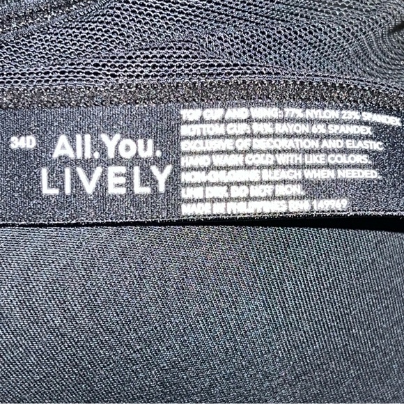 34D Lively All You Wireless Tshirt Bra Black Multi-way Molded Lightly Lined - Picture 9 of 9